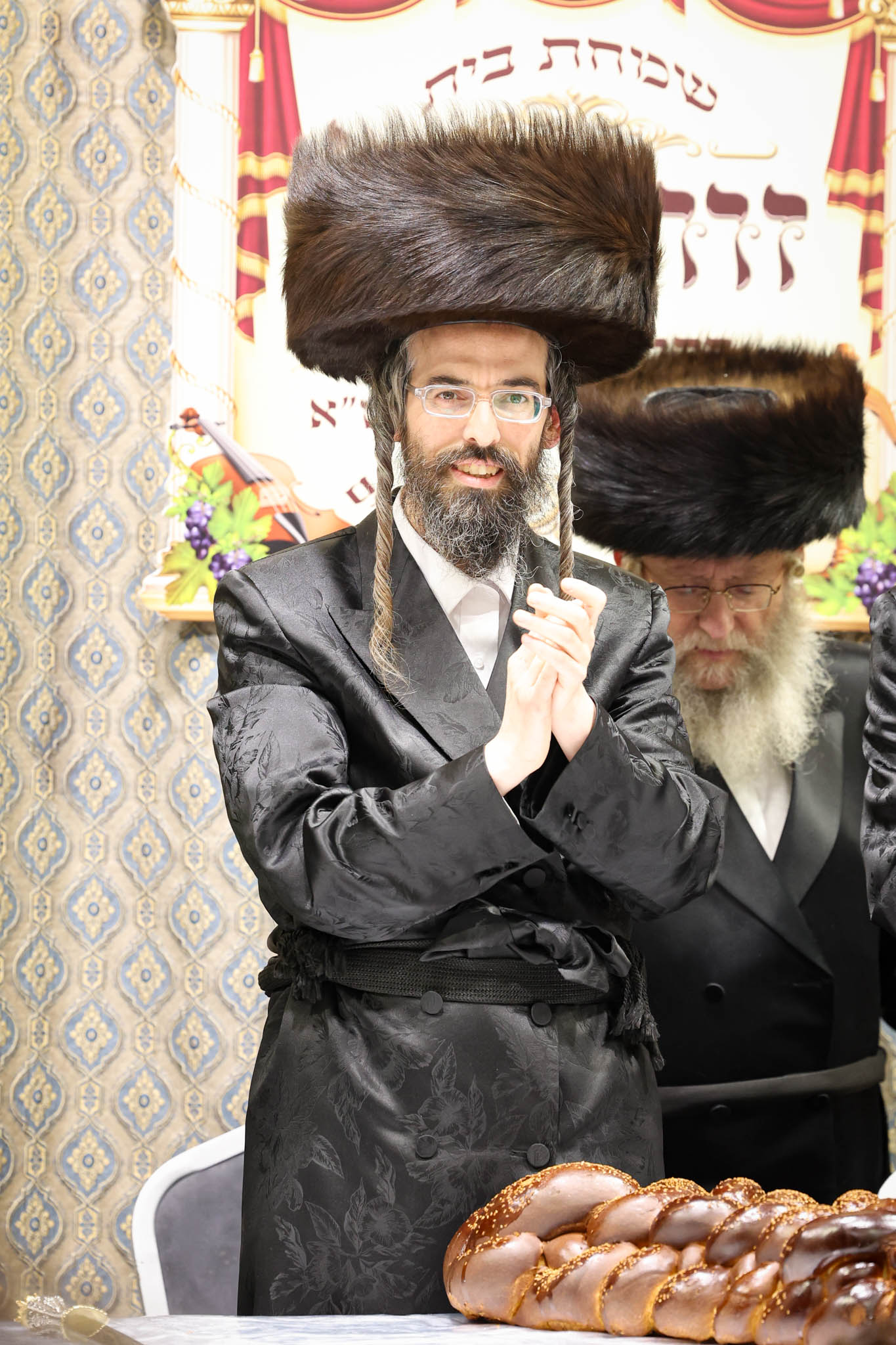 שבע ברכות בשילוב טיש ט"ו בשבט בזוועהיל