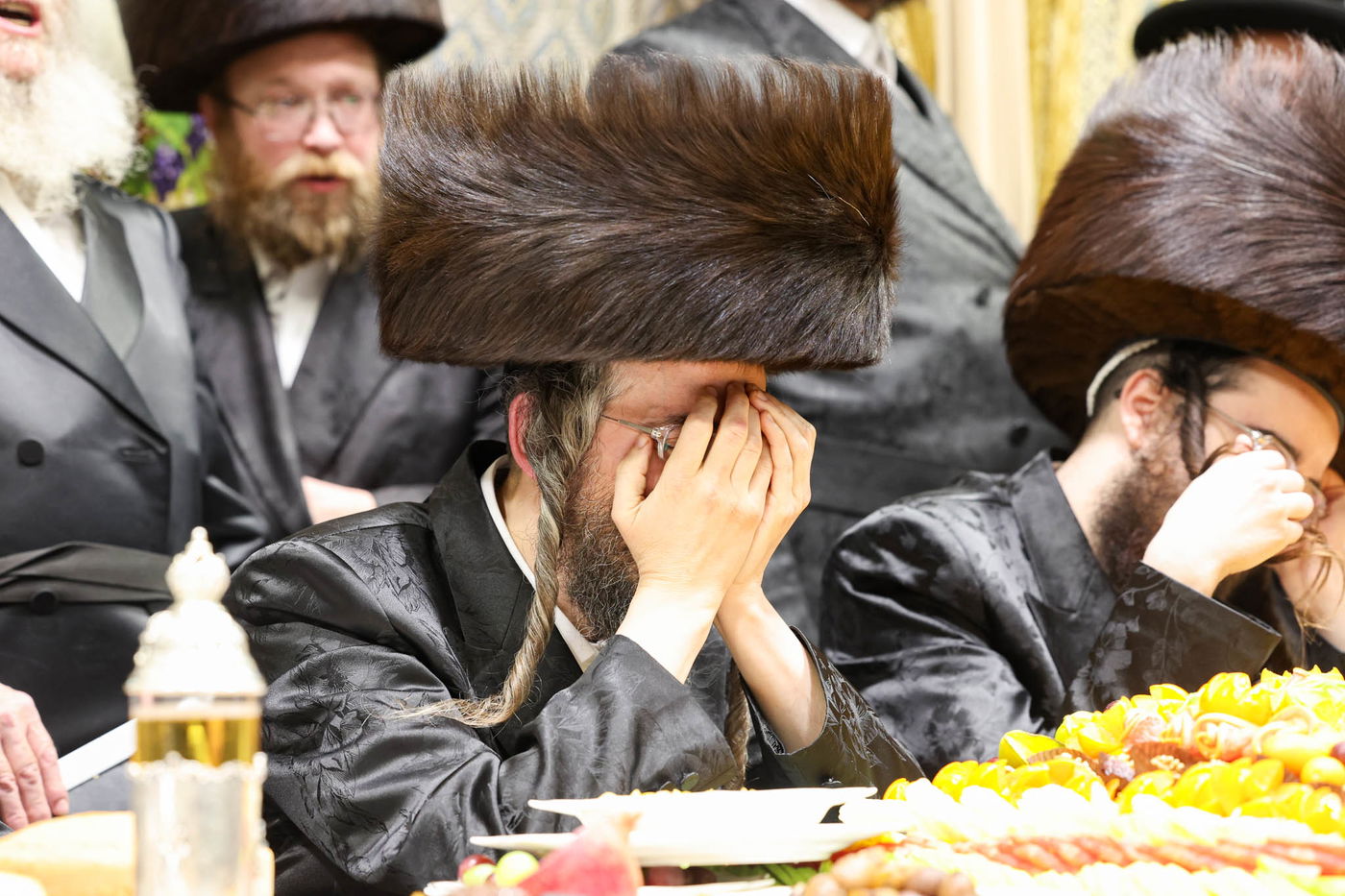 שבע ברכות בשילוב טיש ט"ו בשבט בזוועהיל