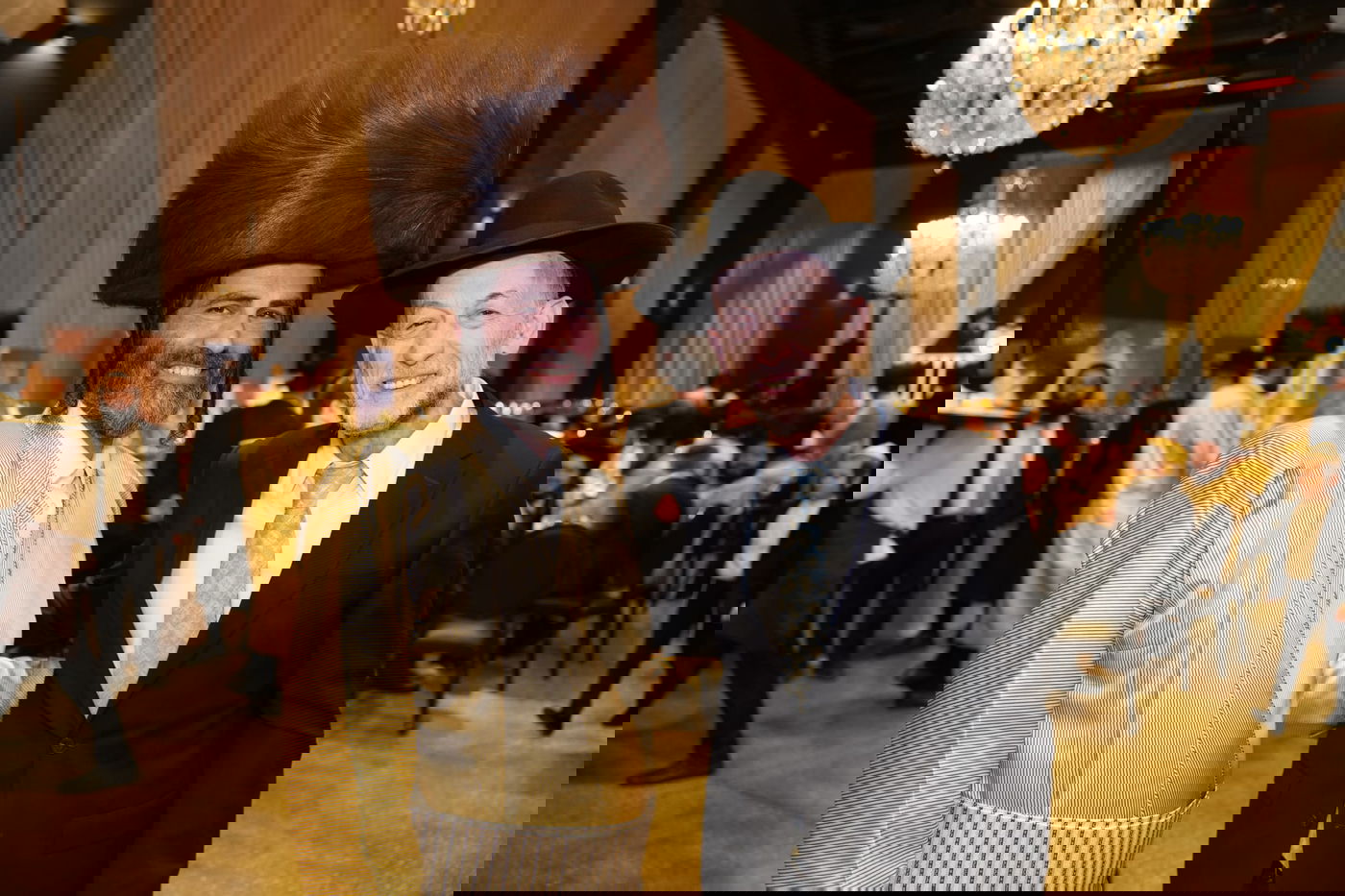 חתונת בנו של חזקי ברוין