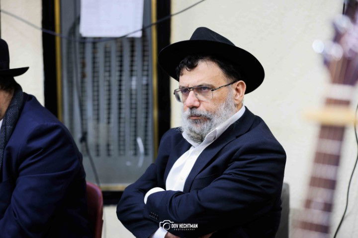 הרבנים הציגו אחדות: מעמד סיום הרמב"ם עם קהל המונים ברחובות