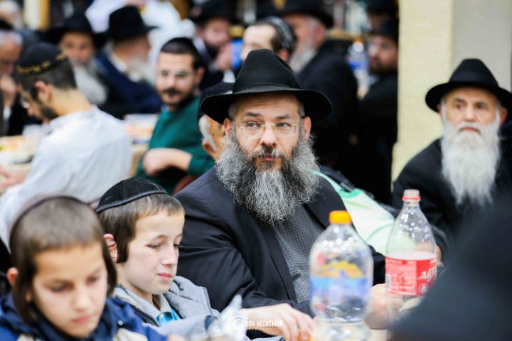 הרבנים הציגו אחדות: מעמד סיום הרמב"ם עם קהל המונים ברחובות