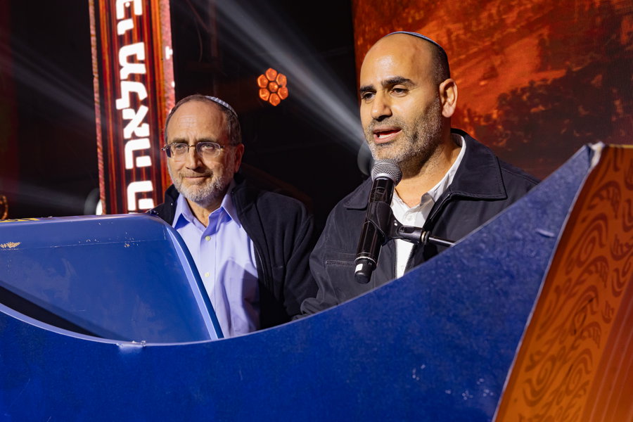 קובי מזרחי וצבי לוינשטרן