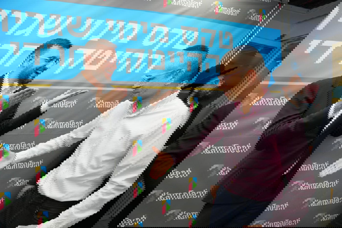 טקס מיניו של משפיען הרשת החרדי דודי קפלר לשגריר של עולם ההייטק