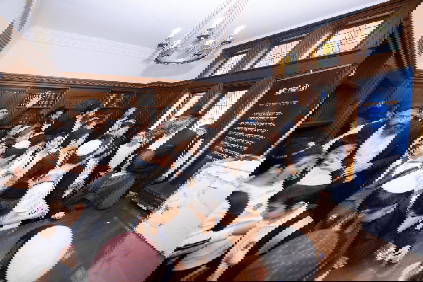 על רקע המתח עם איראן: רבבות תלמידים נשאו תפילה להצלת עם ישראל