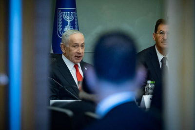 הפרוטוקולים של מערכת הביטחון: נתניהו חשף מסמך עם ציטוטים של הבכירים שהיו שבויים בקונספציה