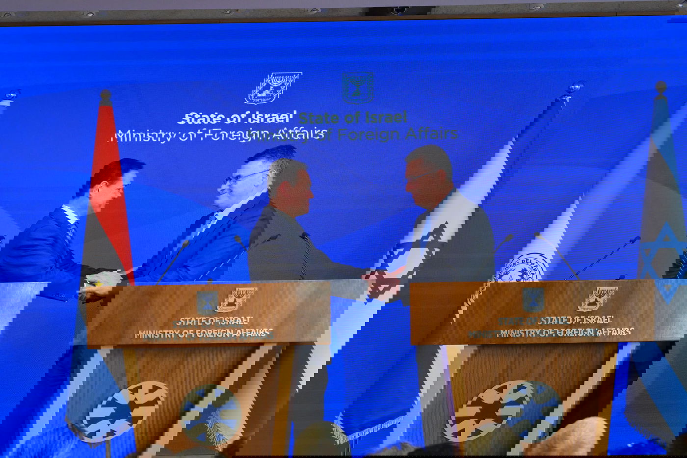 שר החוץ סער עם עמיתו מפרגוואי