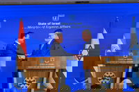 שר החוץ סער עם עמיתו מפרגוואי