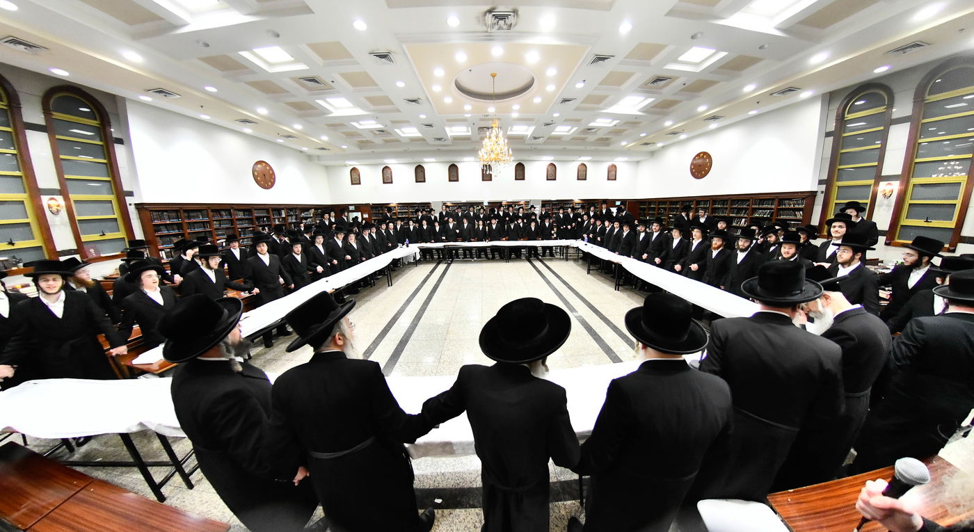 ליל שישי בישיבת ברכפלד