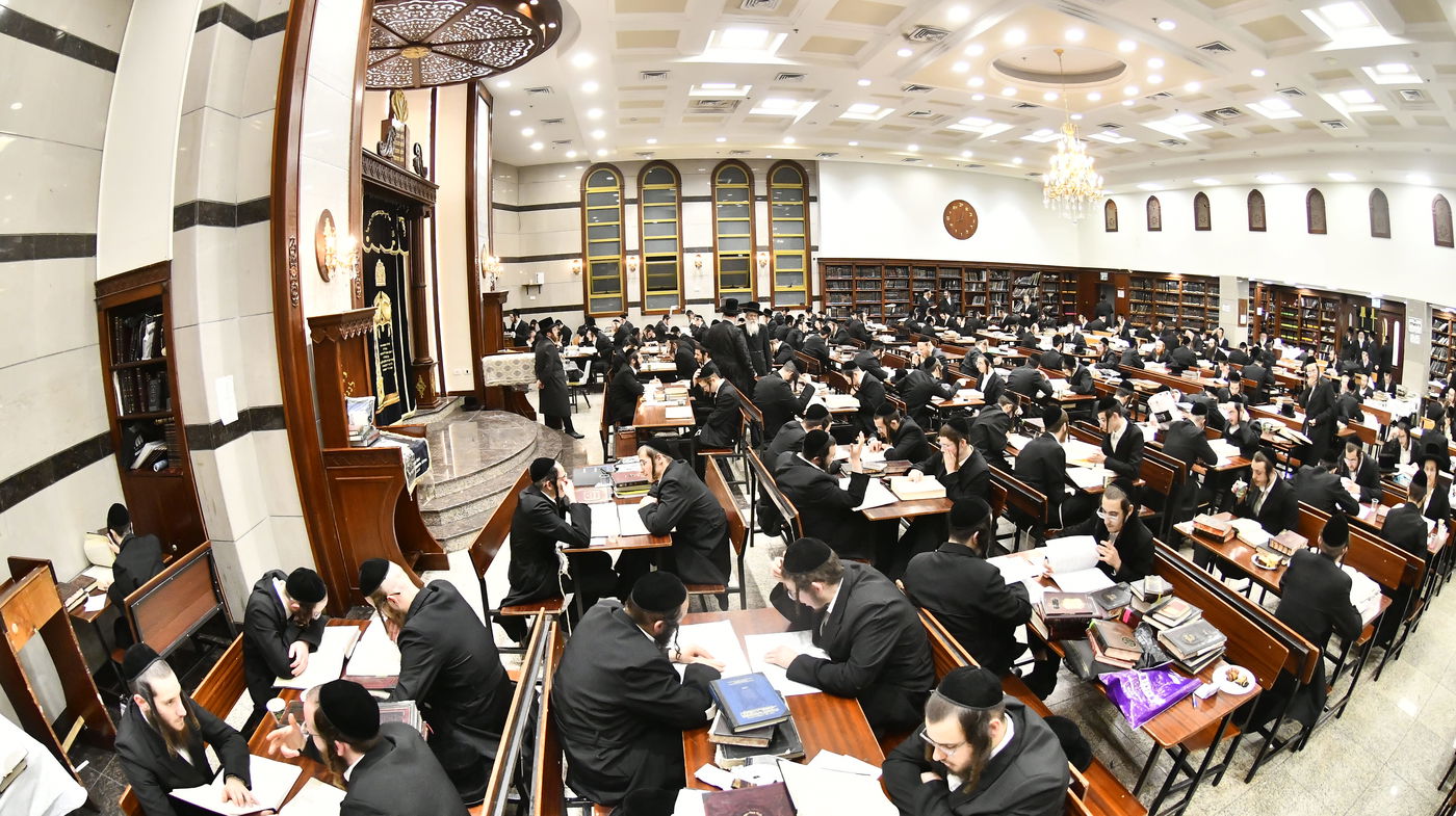 ליל שישי בישיבת ברכפלד