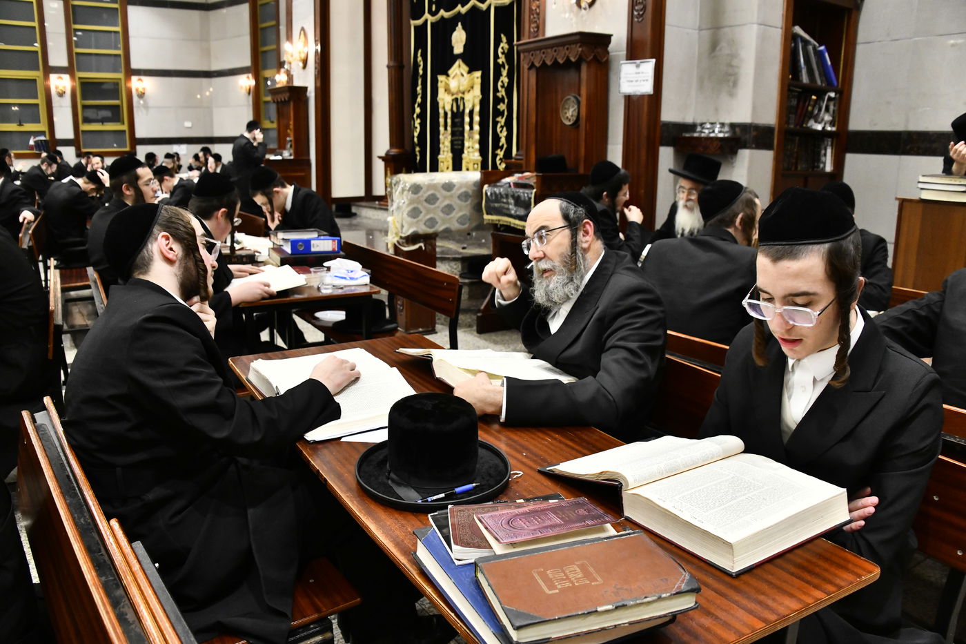 ליל שישי בישיבת ברכפלד