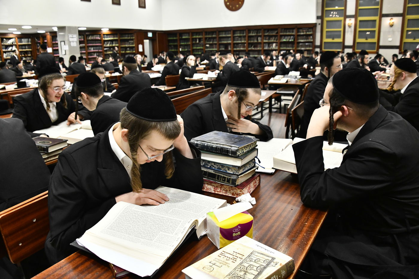 ליל שישי בישיבת ברכפלד