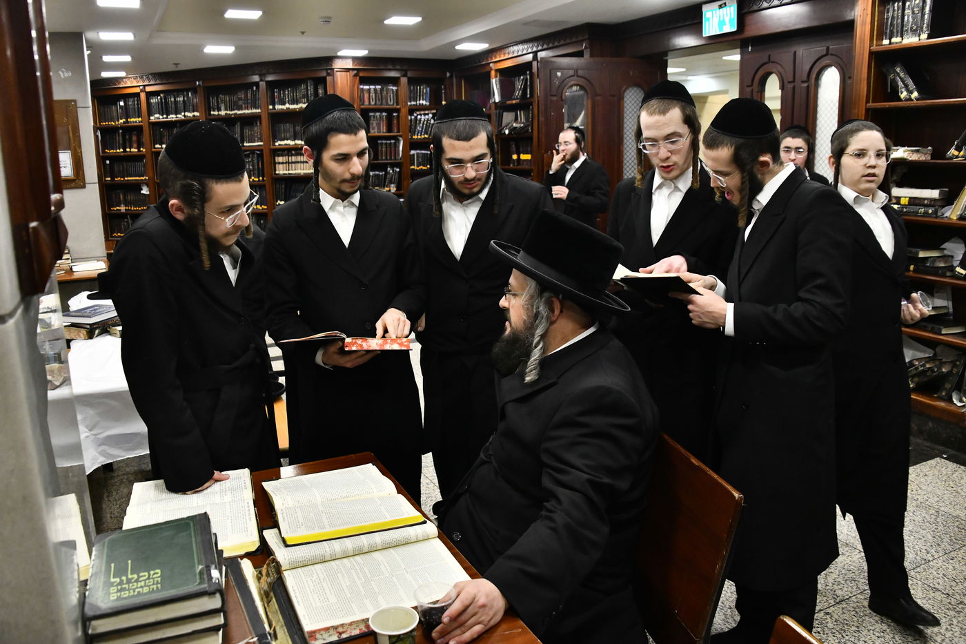 ליל שישי בישיבת ברכפלד