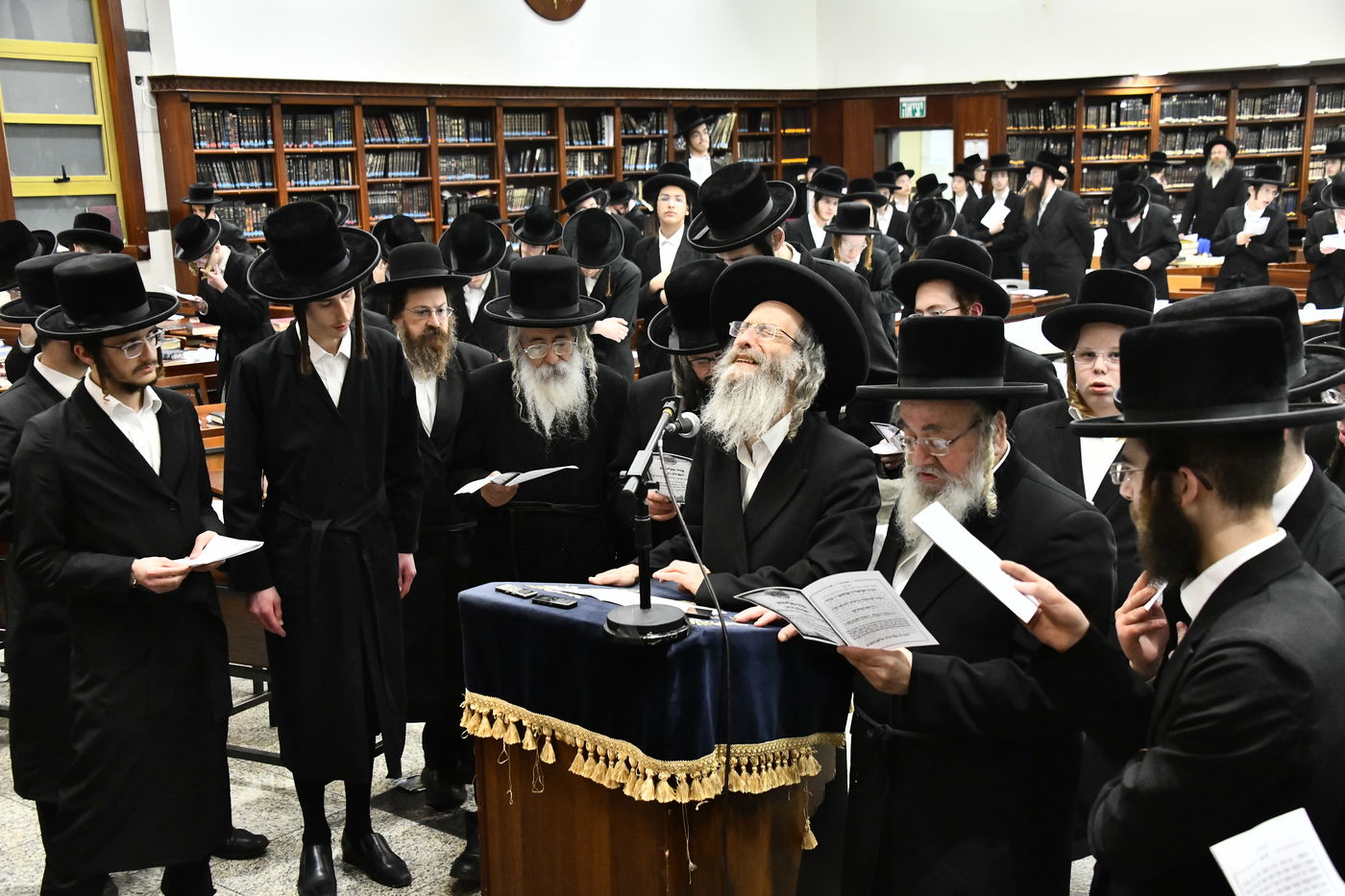 ליל שישי בישיבת ברכפלד