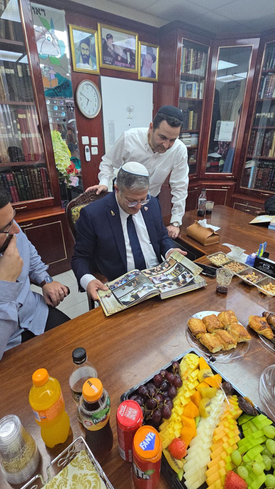 סעודת יתרו ב'כסא רחמים'