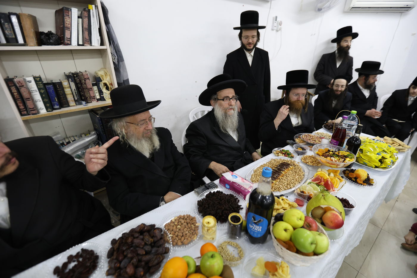 גאב''ד קארלסבורג ט"ו בשבט בת''ת ריבניץ בצפת