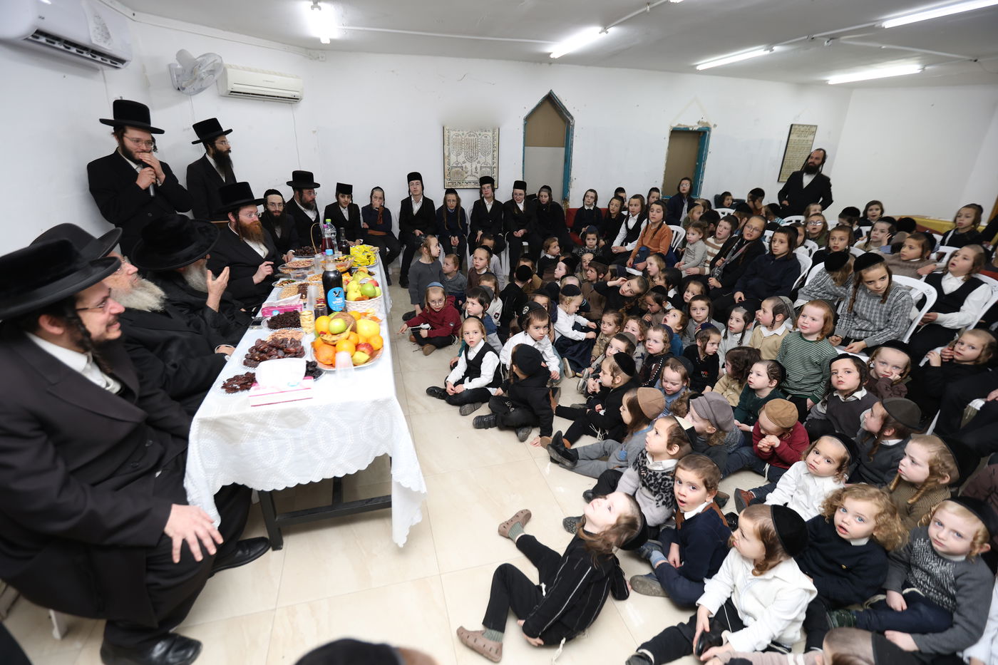 גאב''ד קארלסבורג ט"ו בשבט בת''ת ריבניץ בצפת