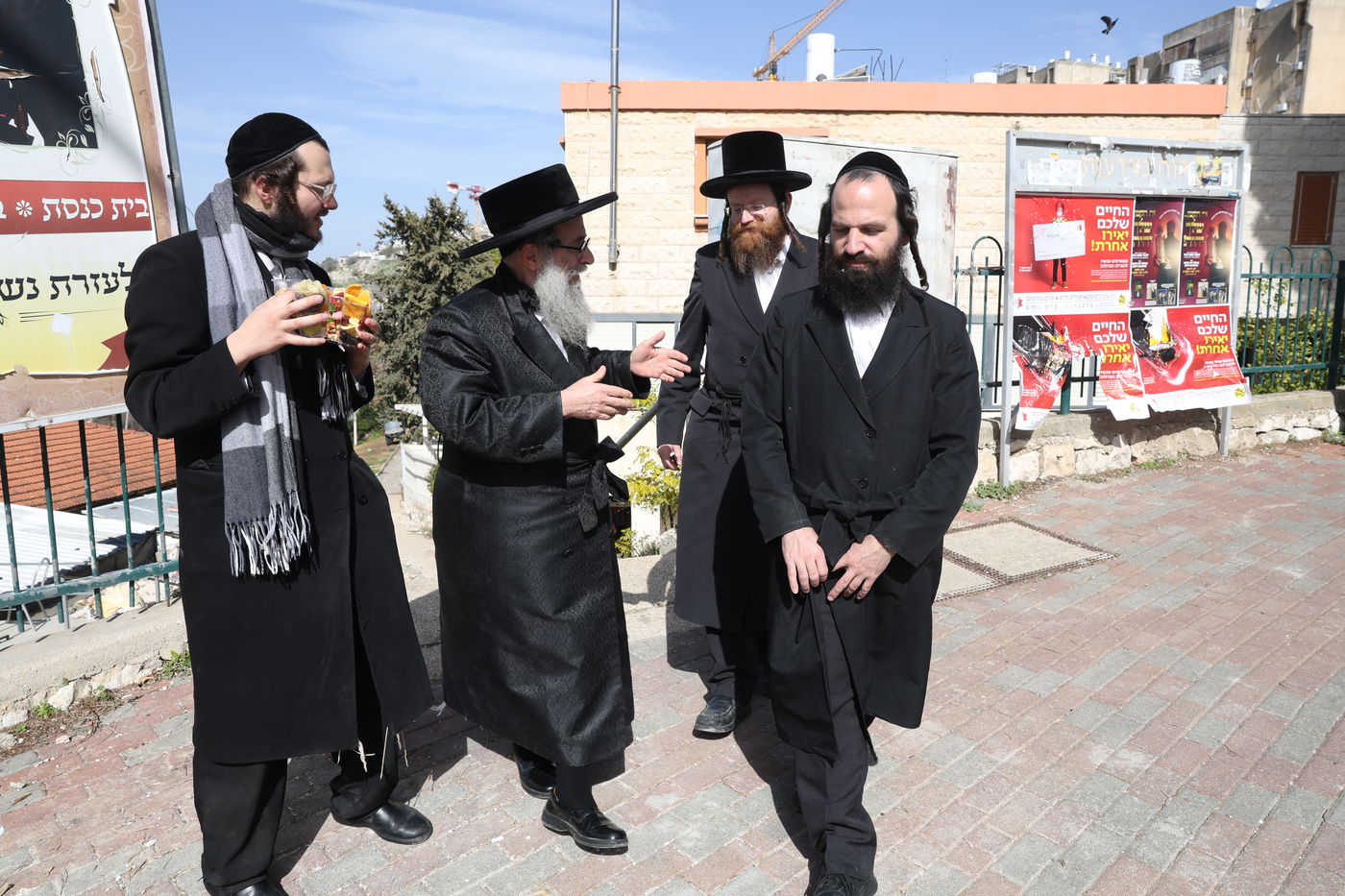 גאב''ד קארלסבורג ט"ו בשבט בת''ת ריבניץ בצפת