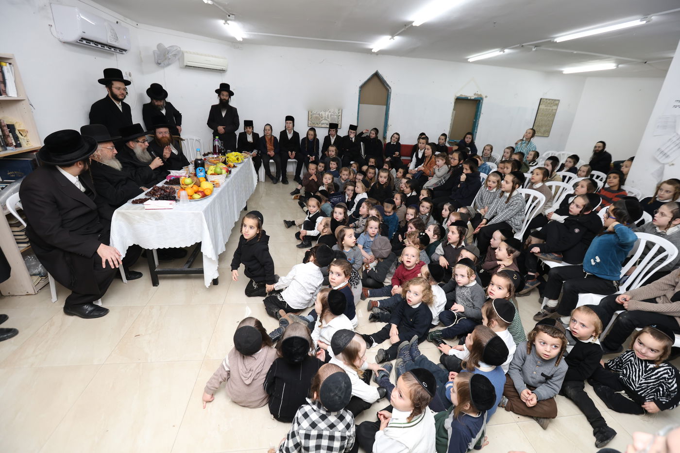 גאב''ד קארלסבורג ט"ו בשבט בת''ת ריבניץ בצפת