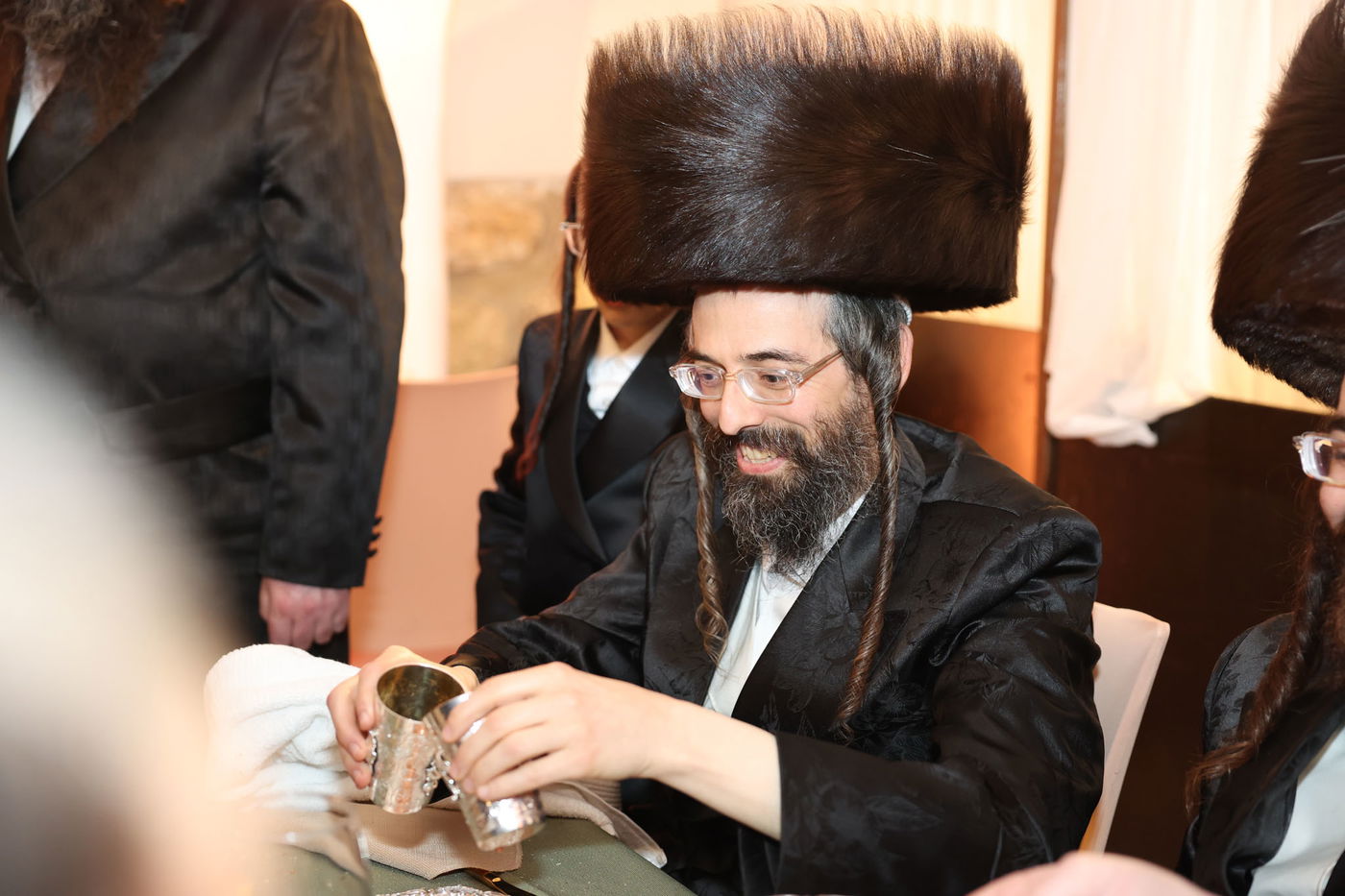 שמחת שבע ברכות בחצה"ק טרעבישאן