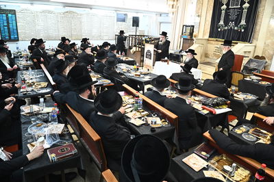 כינוס חסידי וידידי ספינקא 'אהל נחמן'