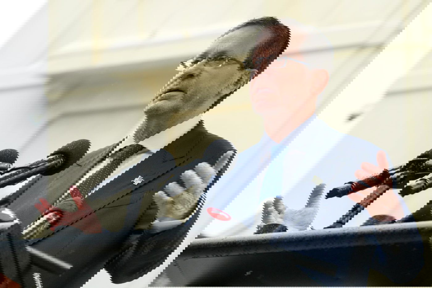 הנשיא הרצוג בזירת הטבח, הבוקר