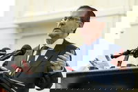 הנשיא הרצוג בזירת הטבח, הבוקר