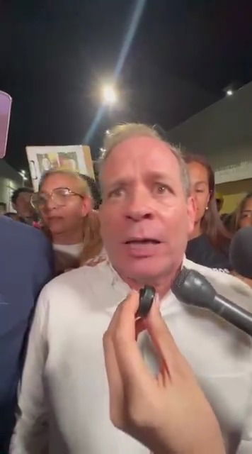 מתנגד המשטר שוחרר מהכלא - ונחטף תוך זמן קצר על ידי רעולי פנים  