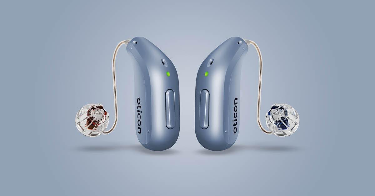 לא רק מגביר צלילים – הוא מבין את הסיטואציה, מתכוונן אליה, ומחזיר את תחושת הנוכחות והחיבור