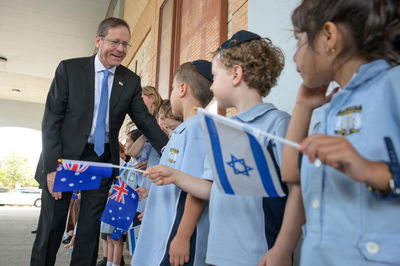 הנשיא הרצוג בביקור באוסטקליה