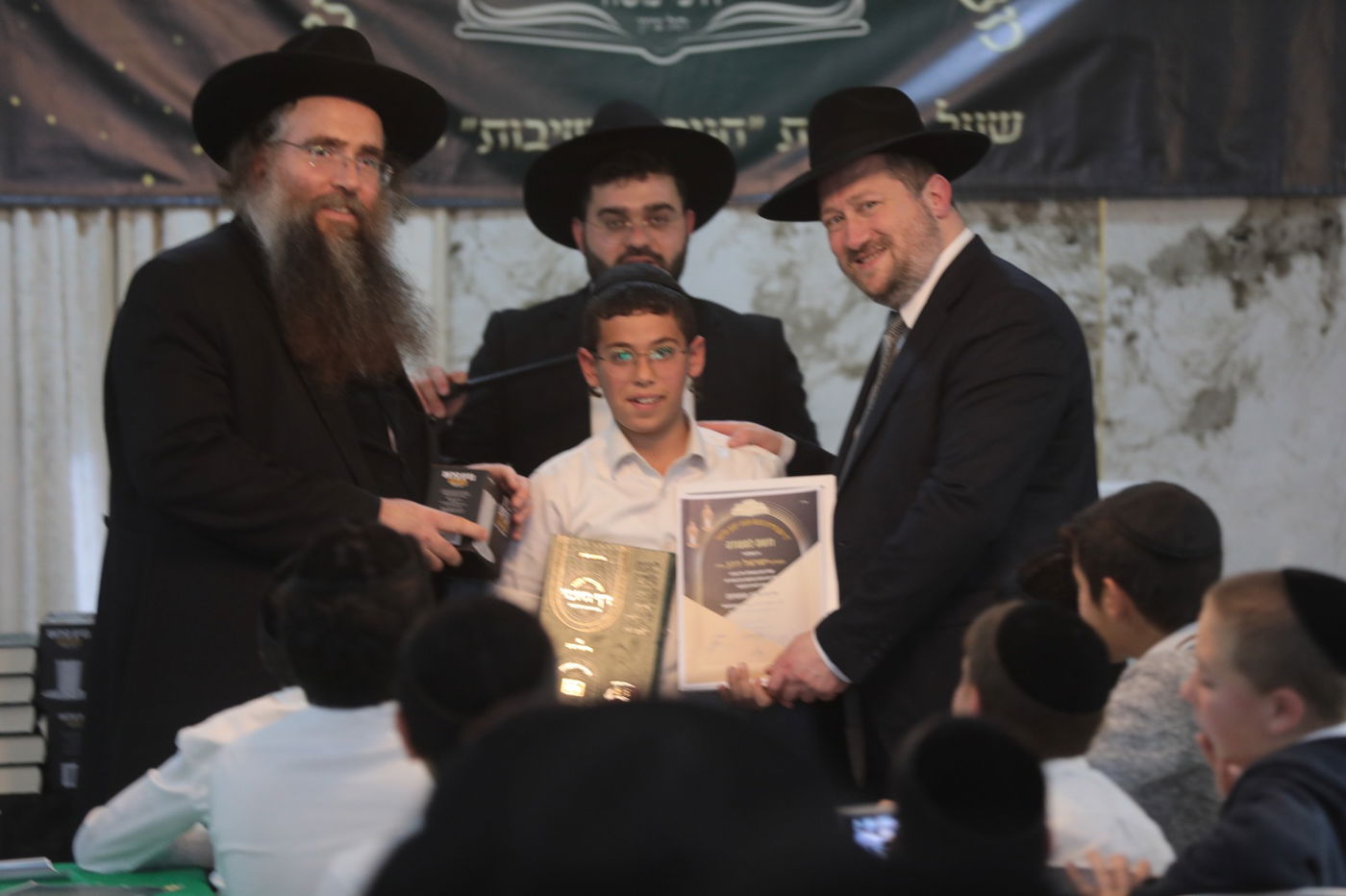 סיום ש"ס משניות ע"י ילדי חניכי הישיבות בתל ציון