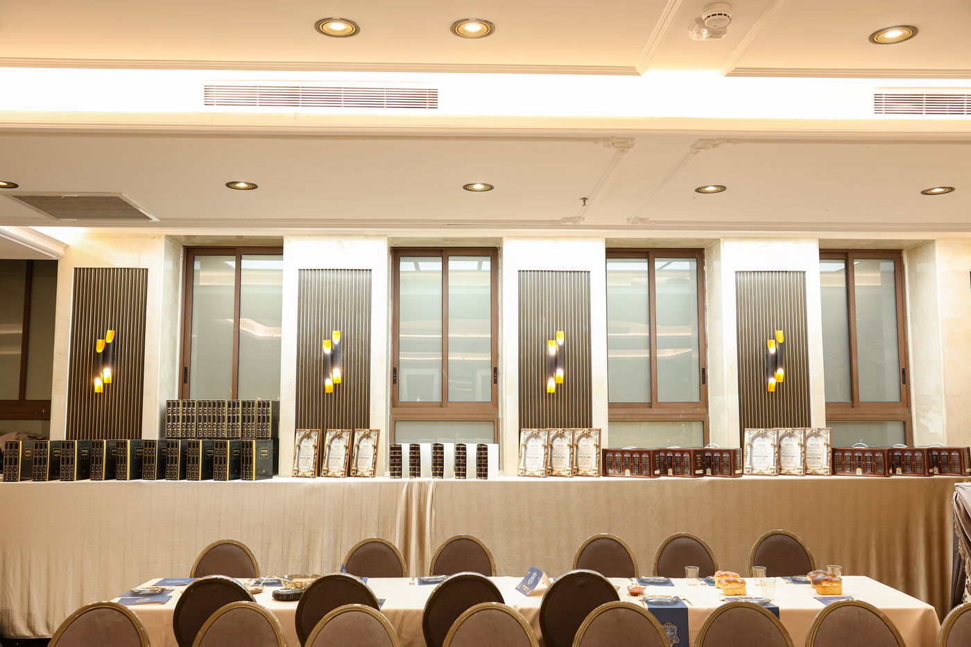 שבע ברכות בהארנאסטייפאל