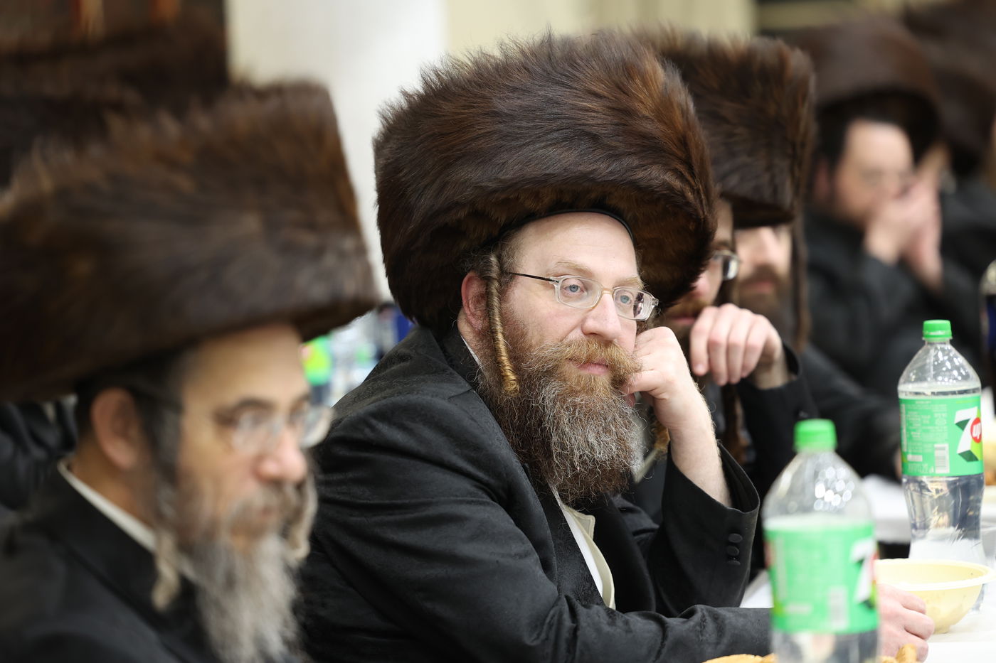 חלוקת פרסים בסאטמר ירושלים