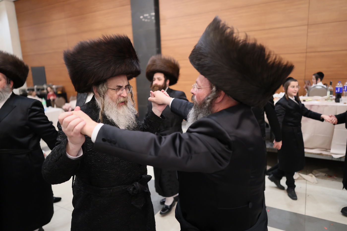 שמחת בית סטרעטין - זוועהיל - אשלג