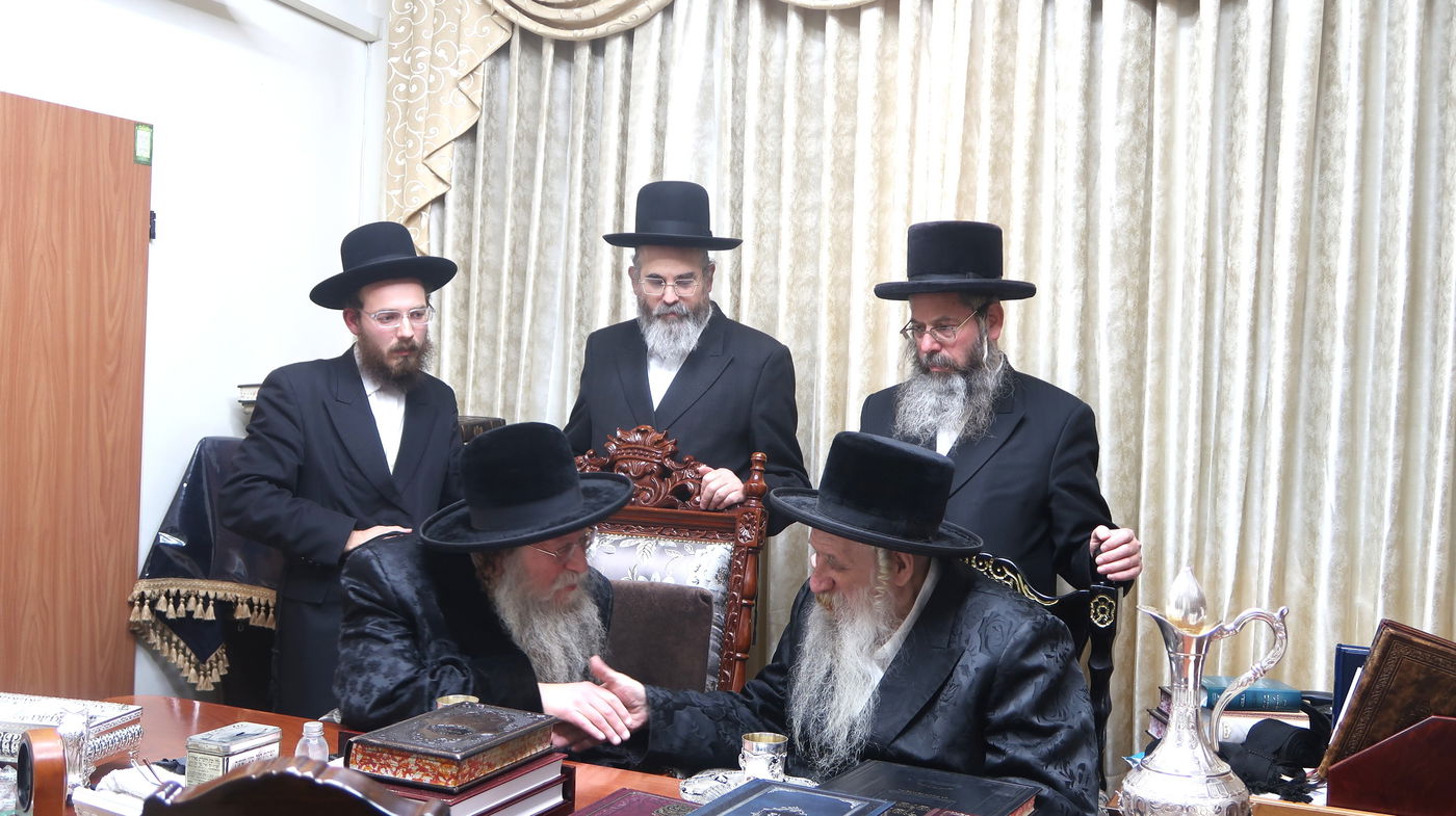 האדמו"ר מקוזמיר בביקור אצל האדמו"ר מטשארנאביל