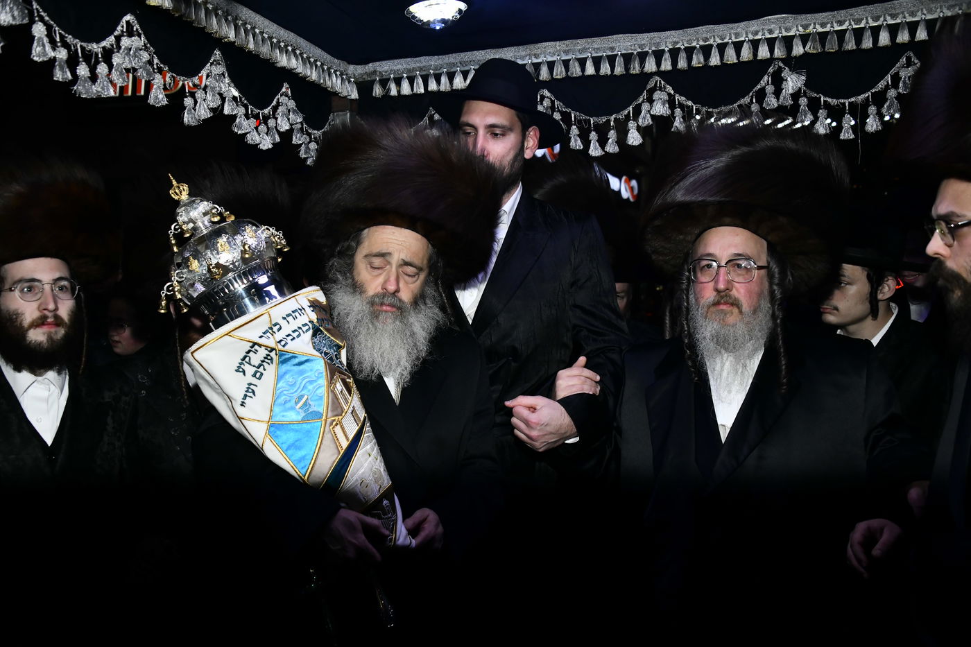 הכנסת ס"ת בביאלה ב"ב