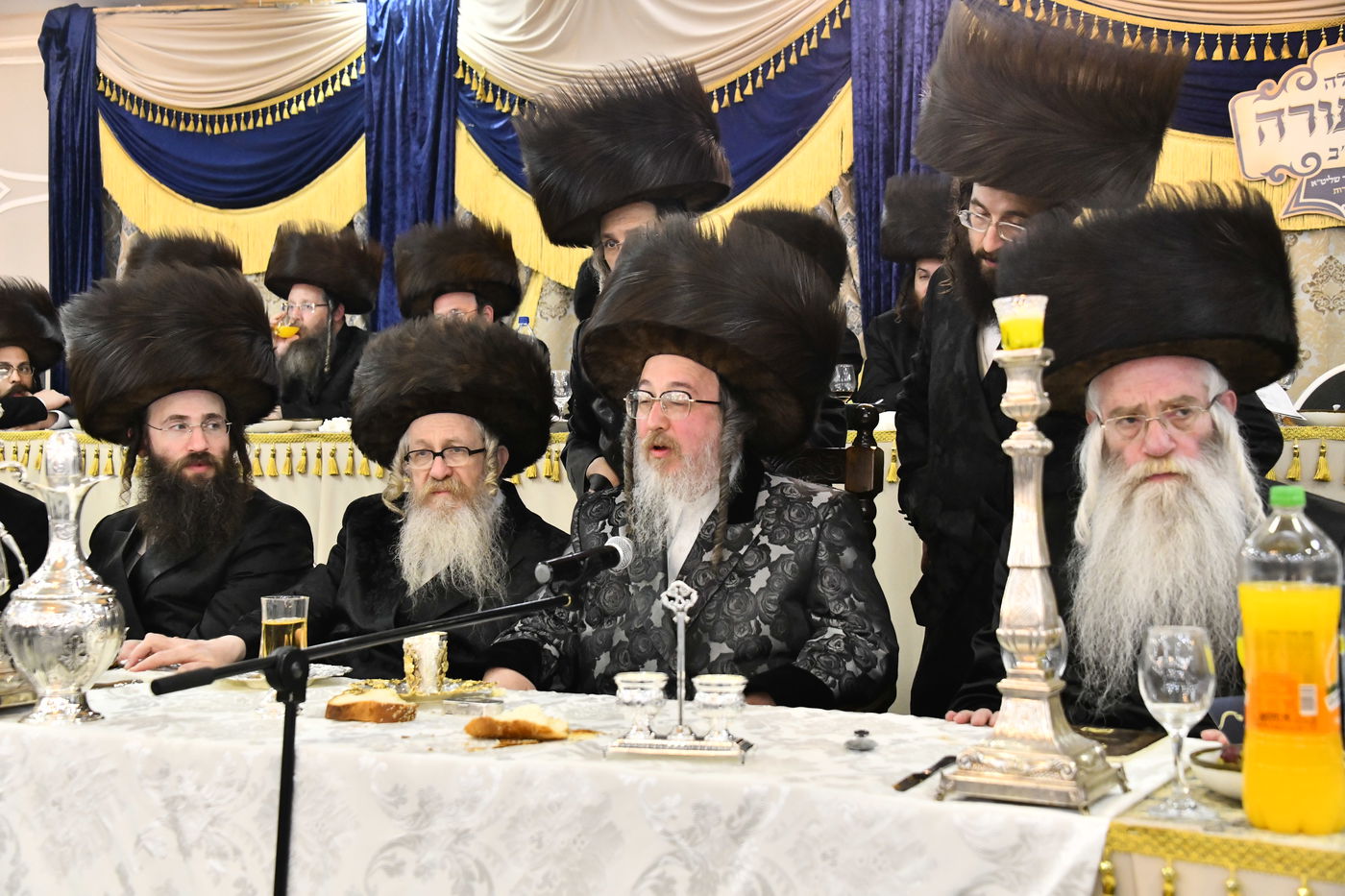 הכנסת ס"ת בביאלה ב"ב