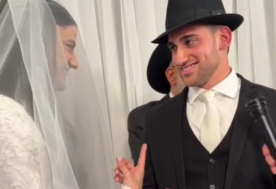 המנכ"ל הכל יכול של משרד הדתות חיתן את ביתו, כולם באו לכבד • תיעוד