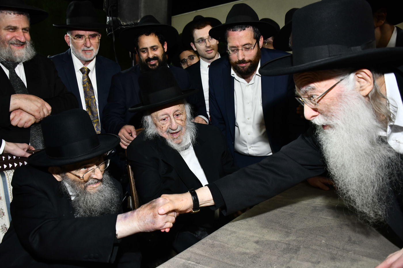 שמחת נישואי נכד הגר"י הקר