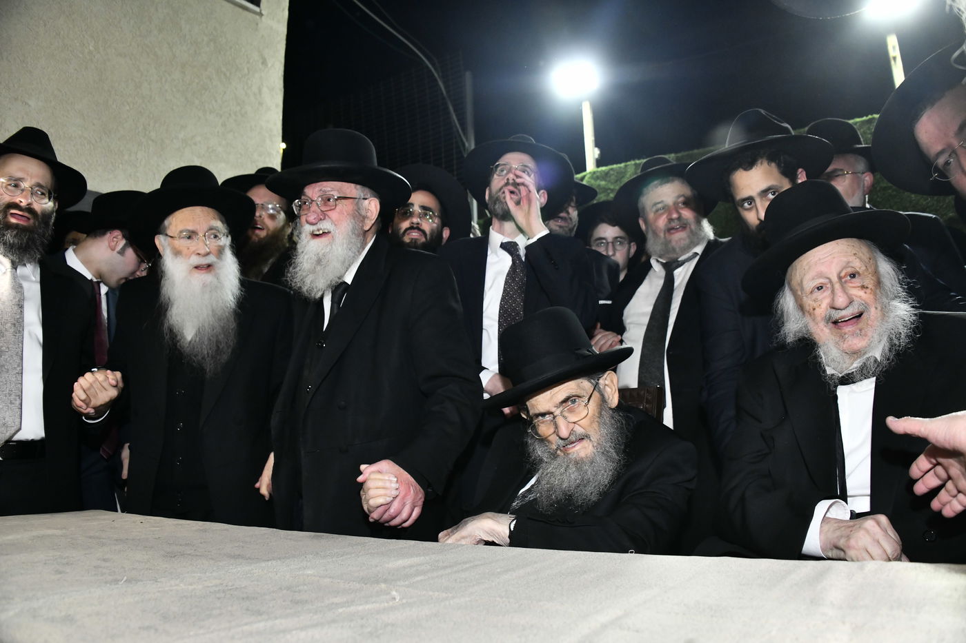 שמחת נישואי נכד הגר"י הקר