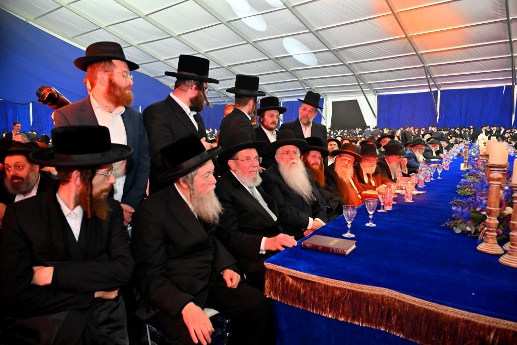 סיום הרמב"ם בכפר חב"ד