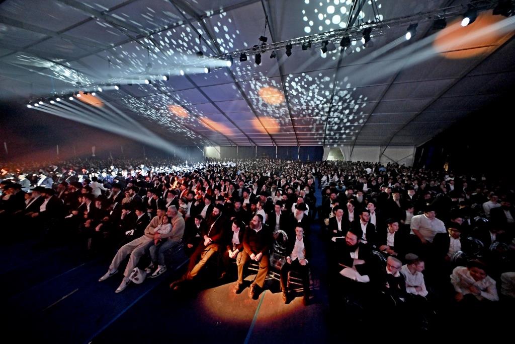 סיום הרמב"ם בכפר חב"ד