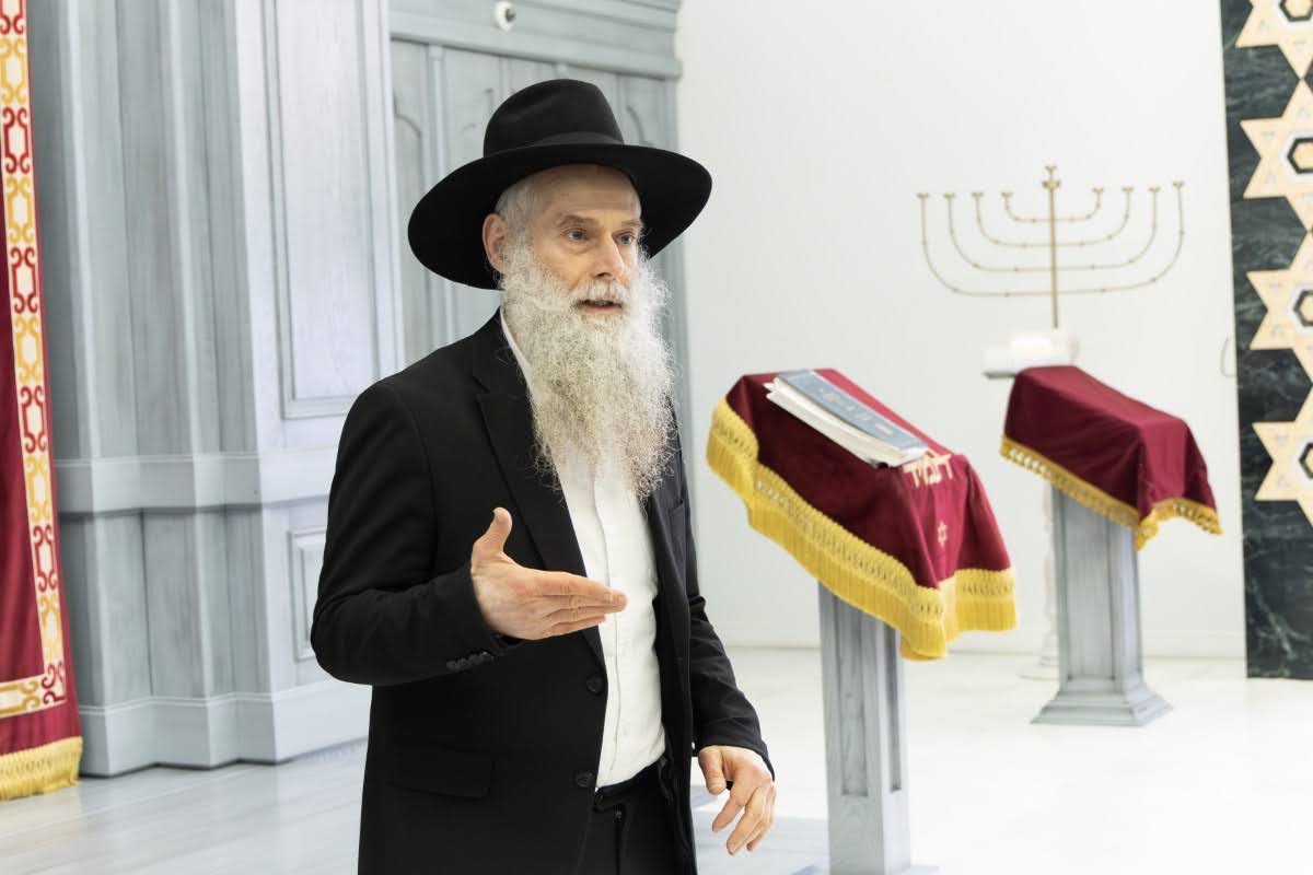 התחלת כתיבת ס"ת בעיר קלינינגרד שבין פולין לליטא