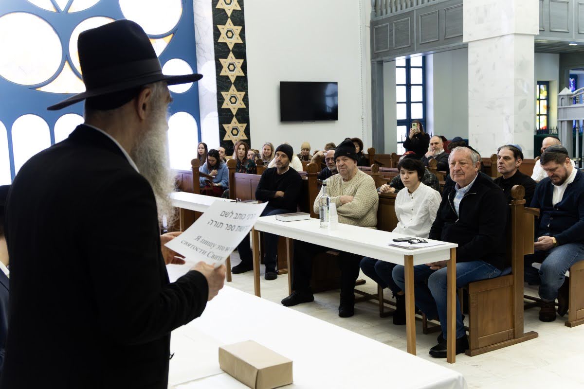 התחלת כתיבת ס"ת בעיר קלינינגרד שבין פולין לליטא