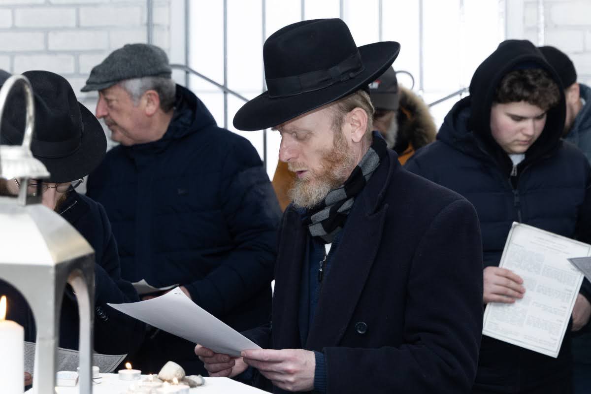 התחלת כתיבת ס"ת בעיר קלינינגרד שבין פולין לליטא