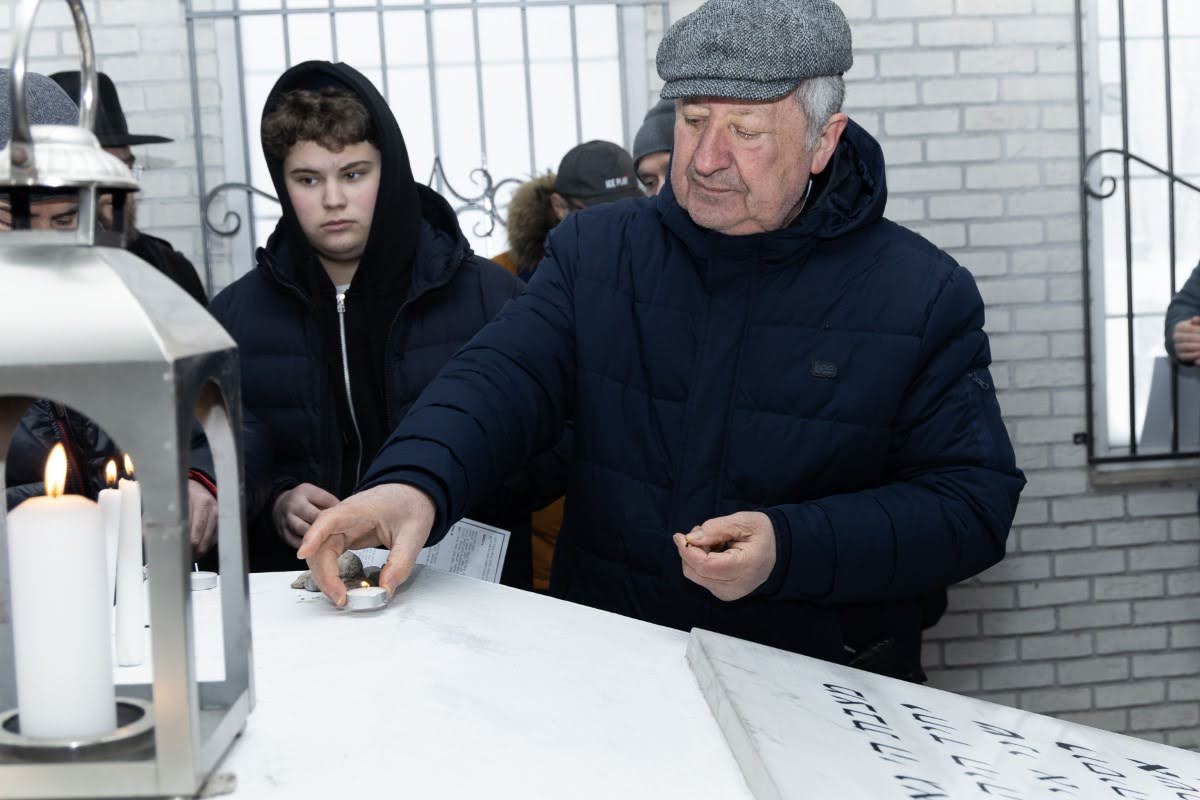 התחלת כתיבת ס"ת בעיר קלינינגרד שבין פולין לליטא