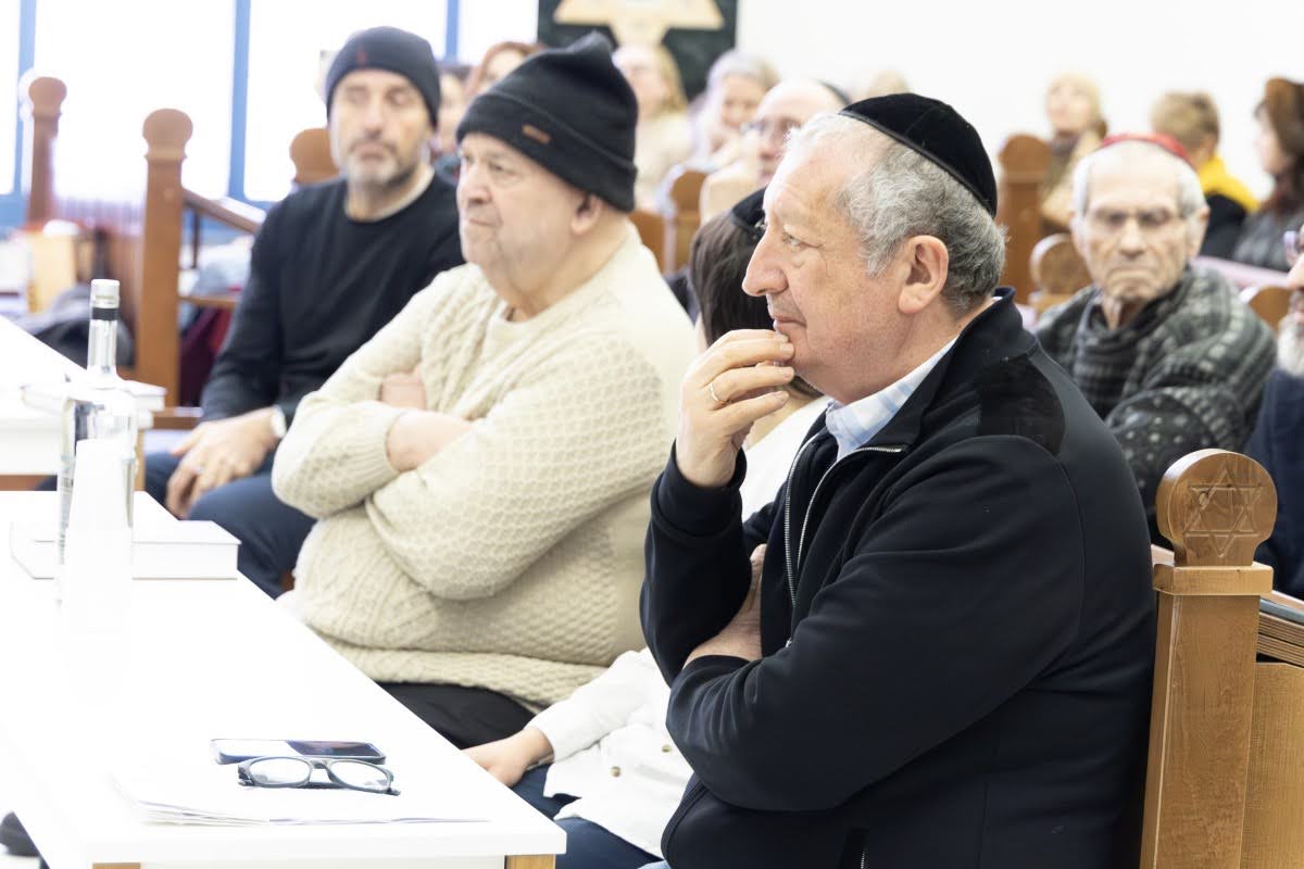 התחלת כתיבת ס"ת בעיר קלינינגרד שבין פולין לליטא