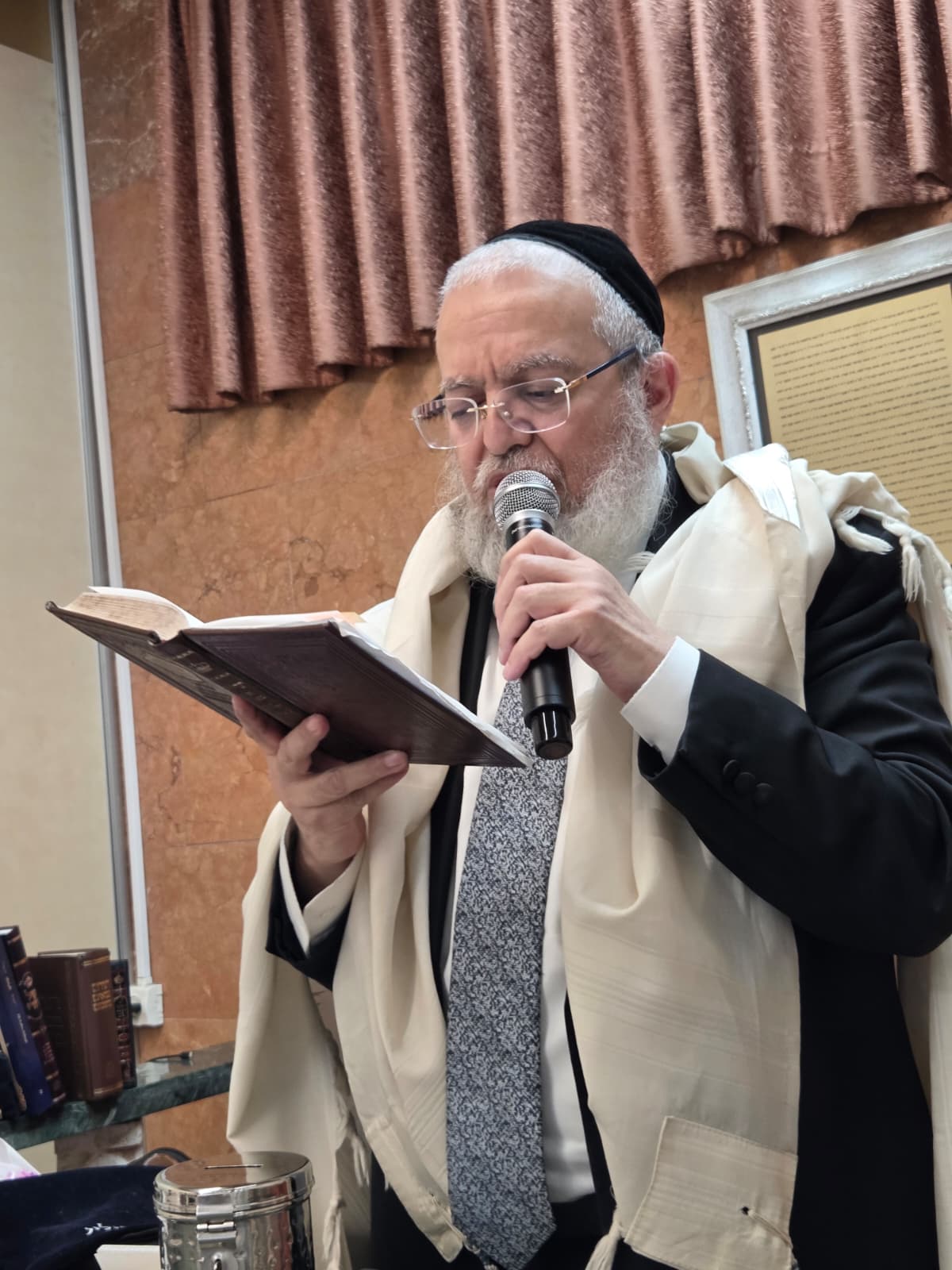 יום חמישי האחרון של שובבי"ם ב'כסא רחמים'