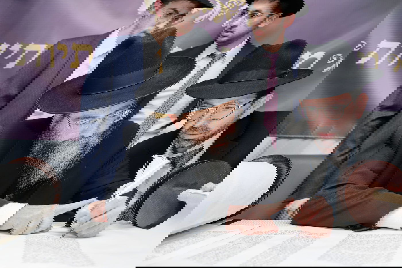 הכנסת ספר תורה ל'דרך אמונה' בקרית אתא