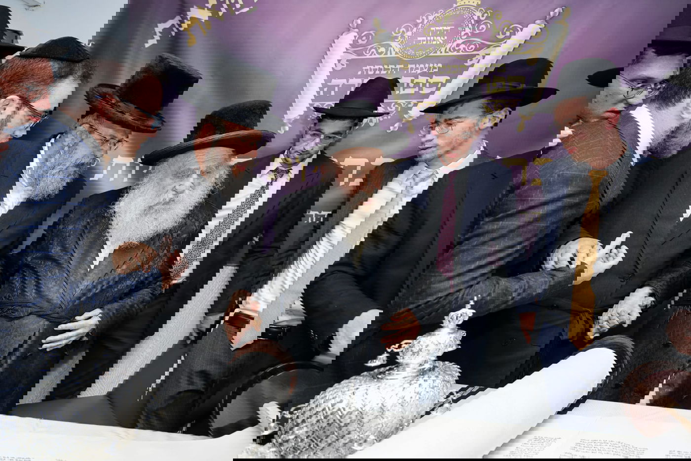 הכנסת ספר תורה ל'דרך אמונה' בקרית אתא