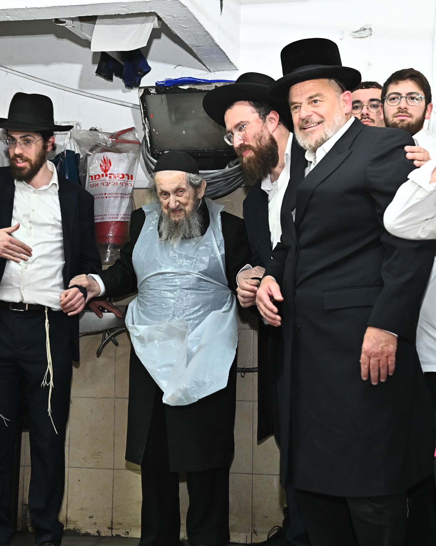 הגר"ד לנדו באפיית מצות